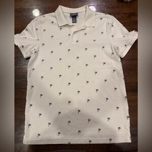 H&M Men’s Polo Shirt - Size Small (slim fit) 
White with black palms trees